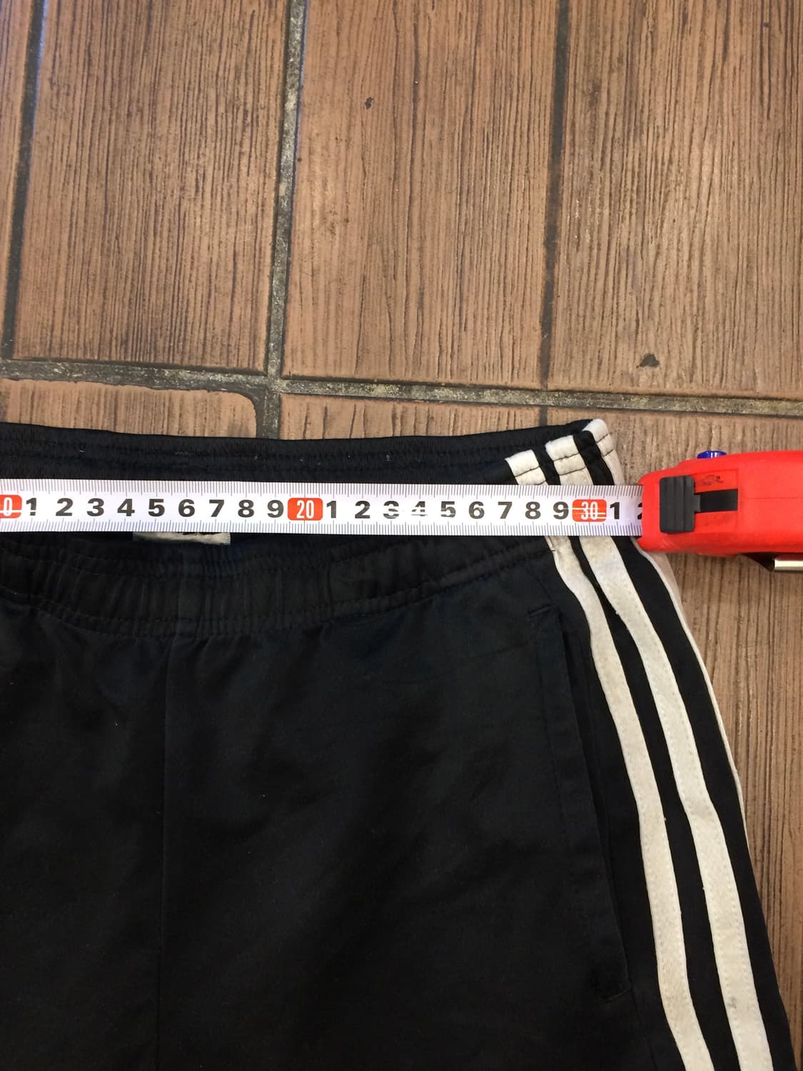 Adidas 아디다스 올드스쿨아메카지스트릿 삼선 하프팬츠반바지 상품이미지2