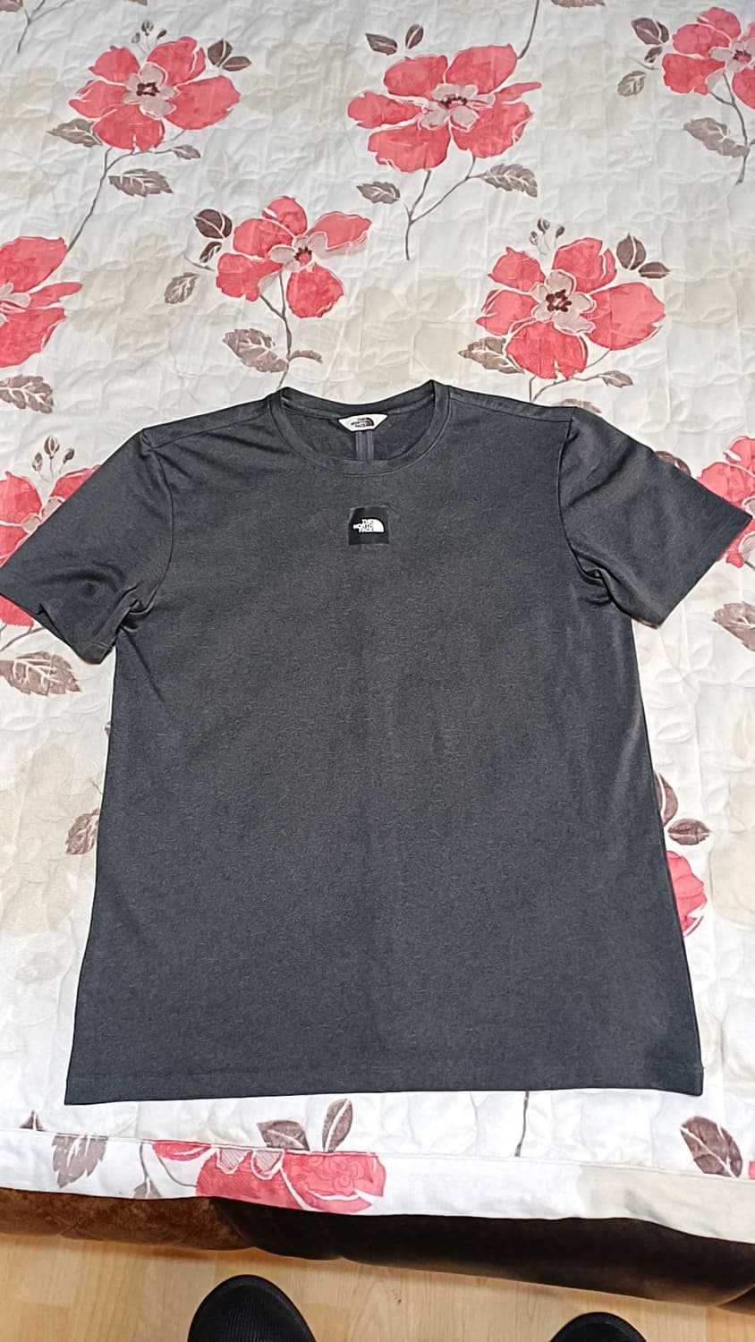 노스페이스 기능성티 95 여성66 가슴49 기장65 상품이미지1