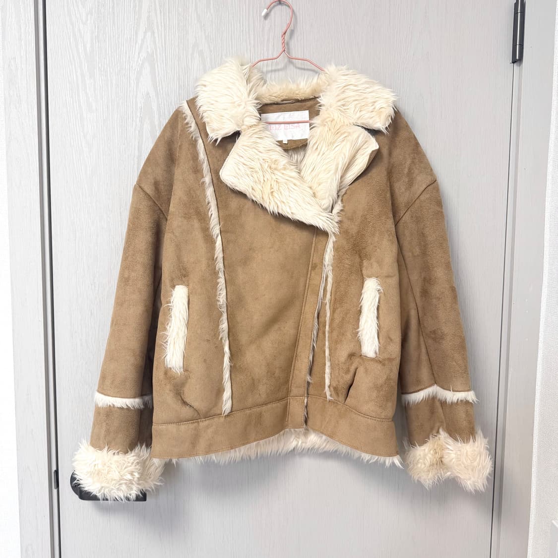 리즈리사 스웨이드 무스탕 자켓 상품이미지1