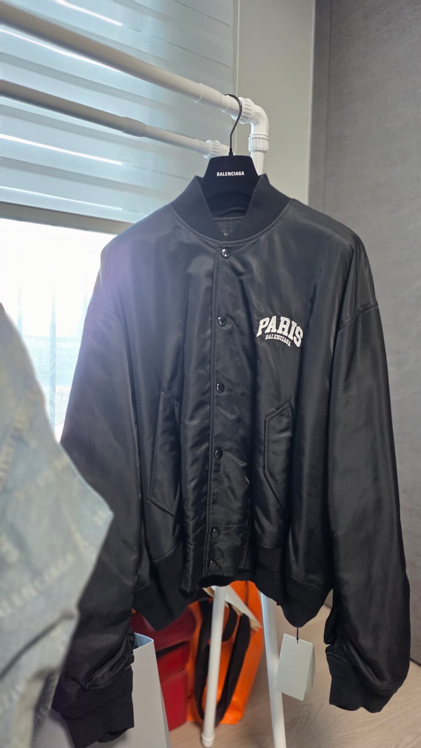 발렌시아가 파리스 오버사이즈 봄버 상품이미지5