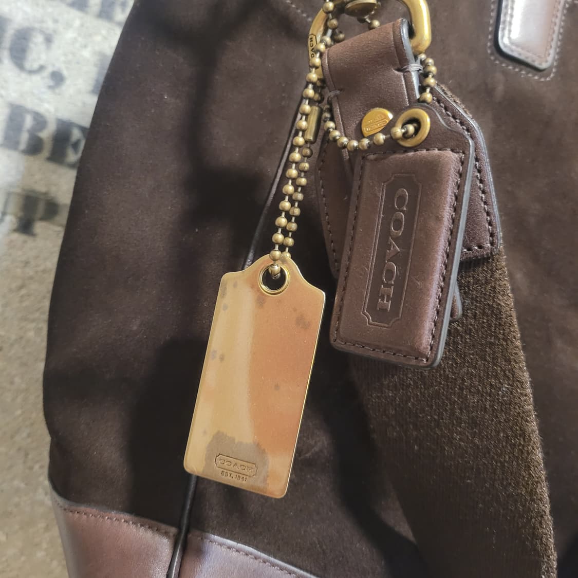 코치 스웨이드 그램머시 토트백 상품이미지4