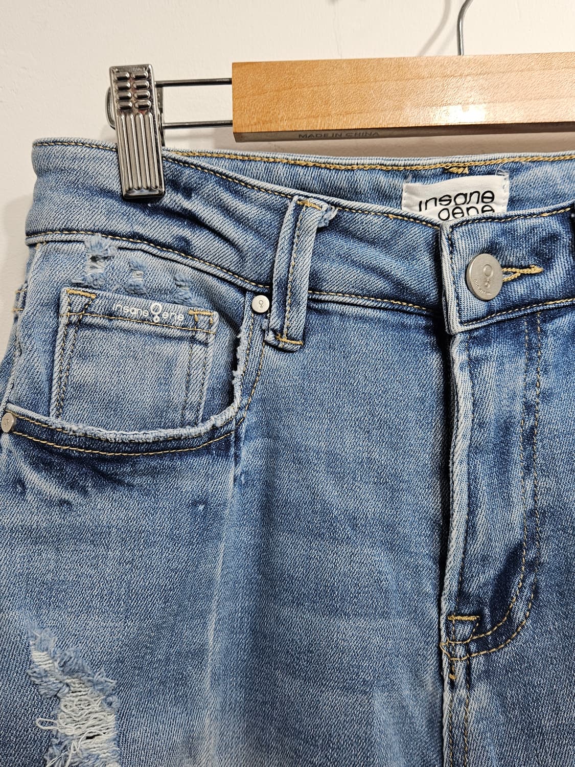 미국 Insane Gene 브랜드의 데미지 컷팅진 상품이미지5