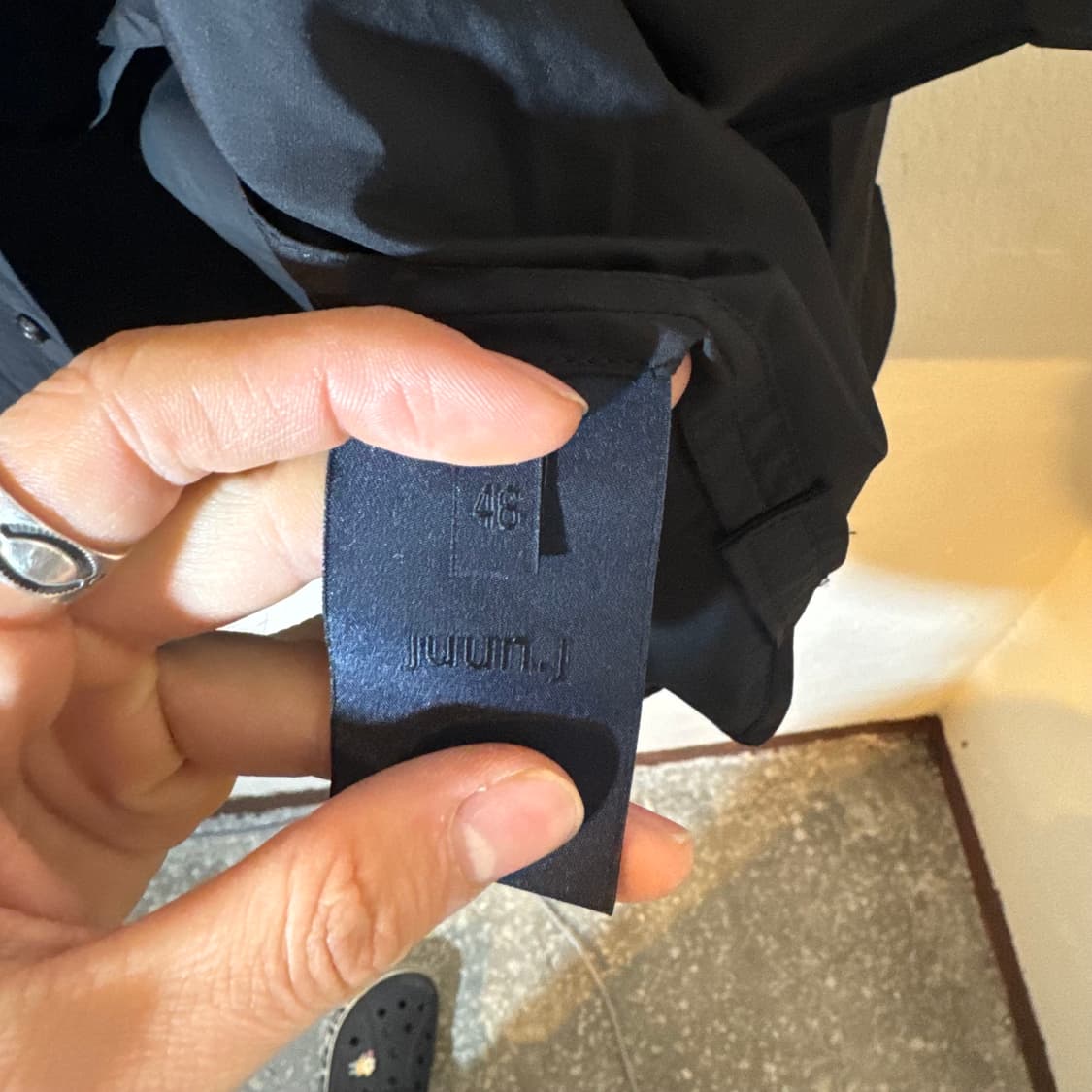 준지 블랙 디테일 셔츠 상품이미지6