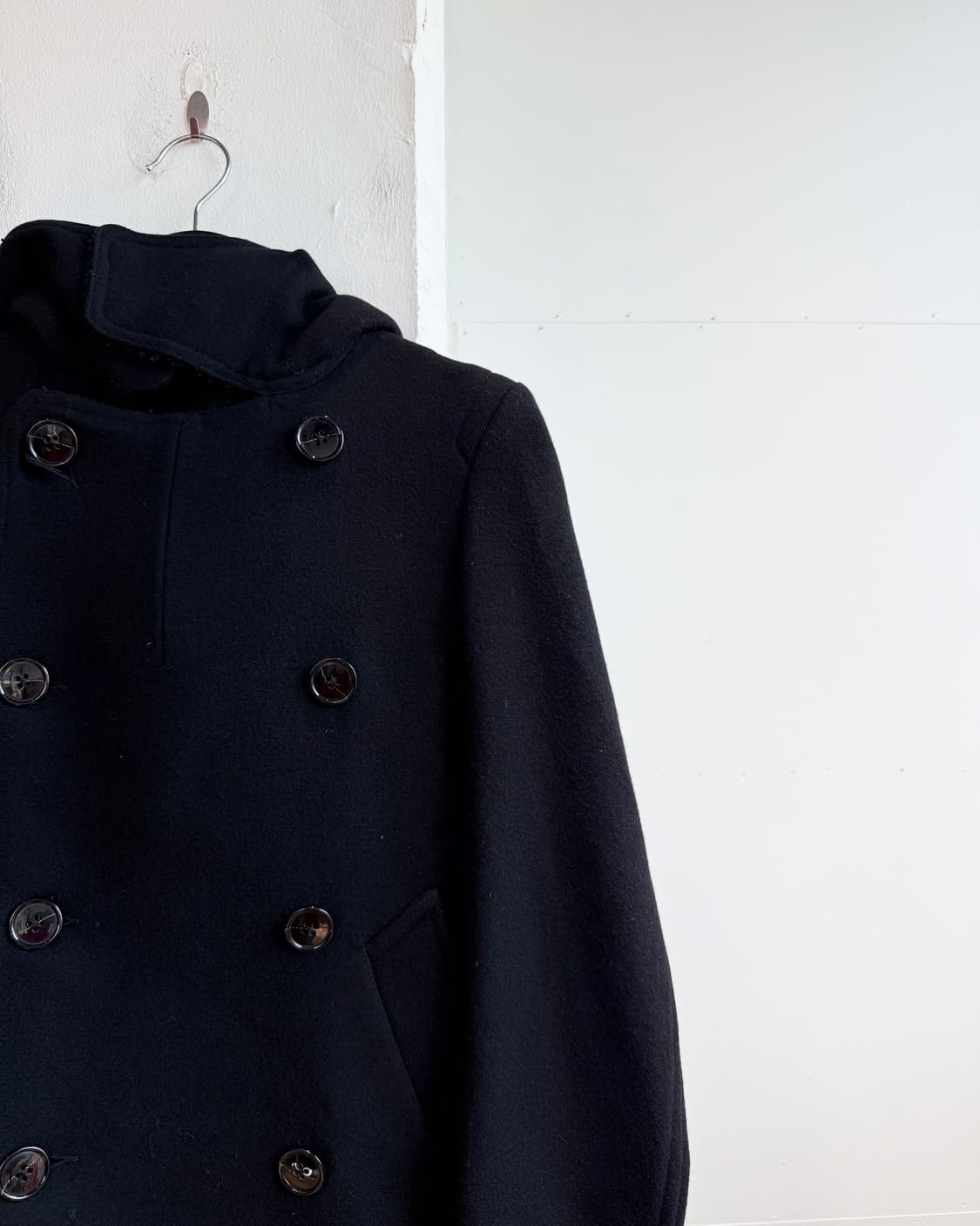 주카 블랙 더블 브레스티드 울 후드 코트 상품이미지5