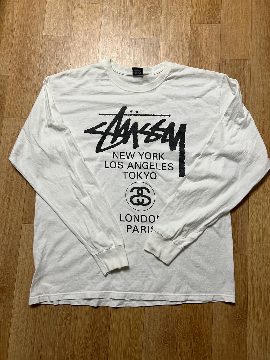 [XL] 스투시 월드투어 롱슬리브 화이트 상품이미지1