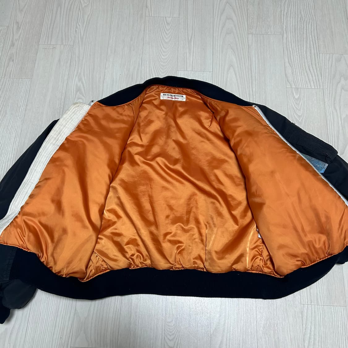 [M] 더뮤지엄비지터 ma-1 항공점퍼 다크네이비 상품이미지6