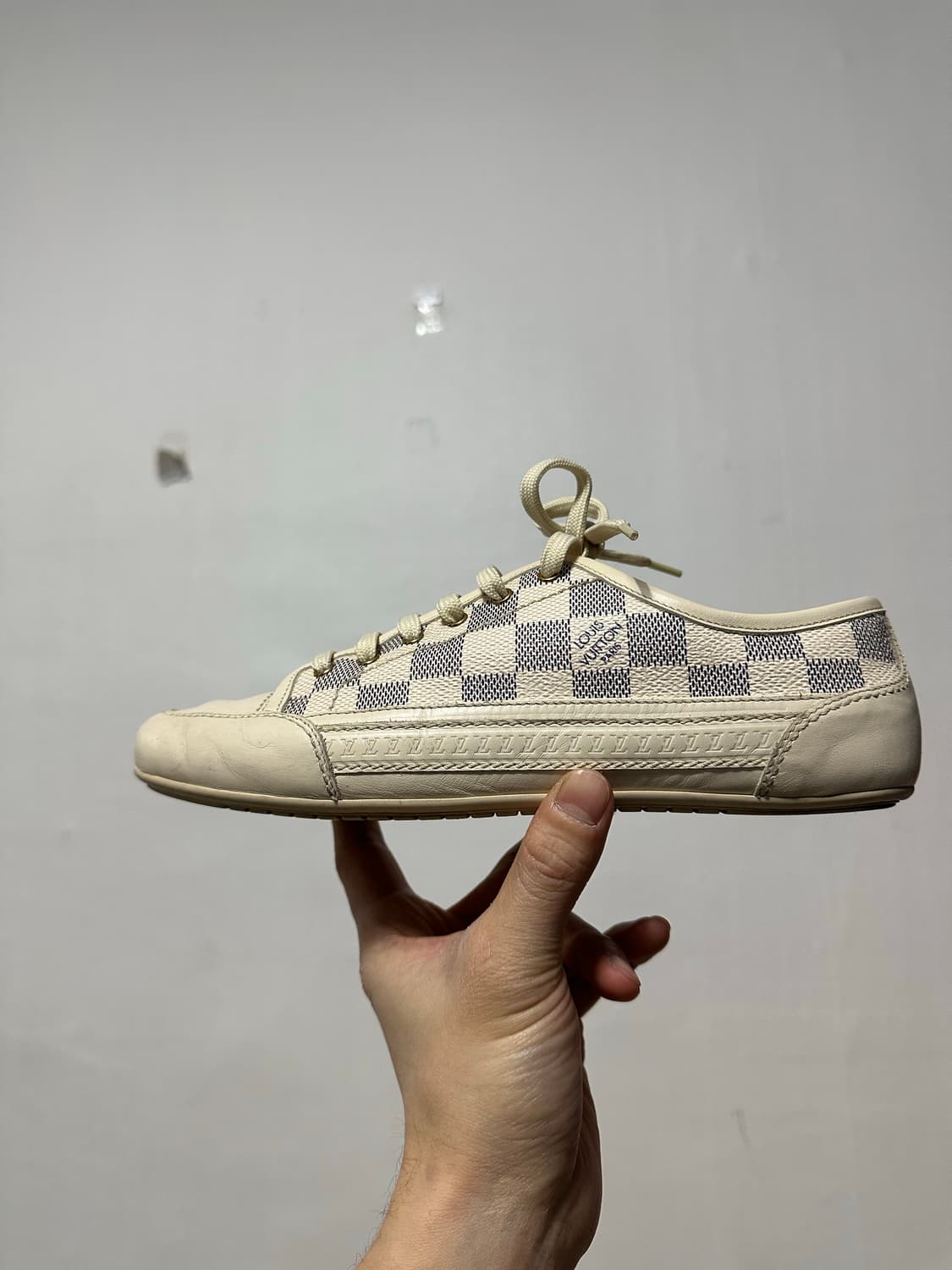 루이비통 다이메 아주르 스니커즈 상품이미지2