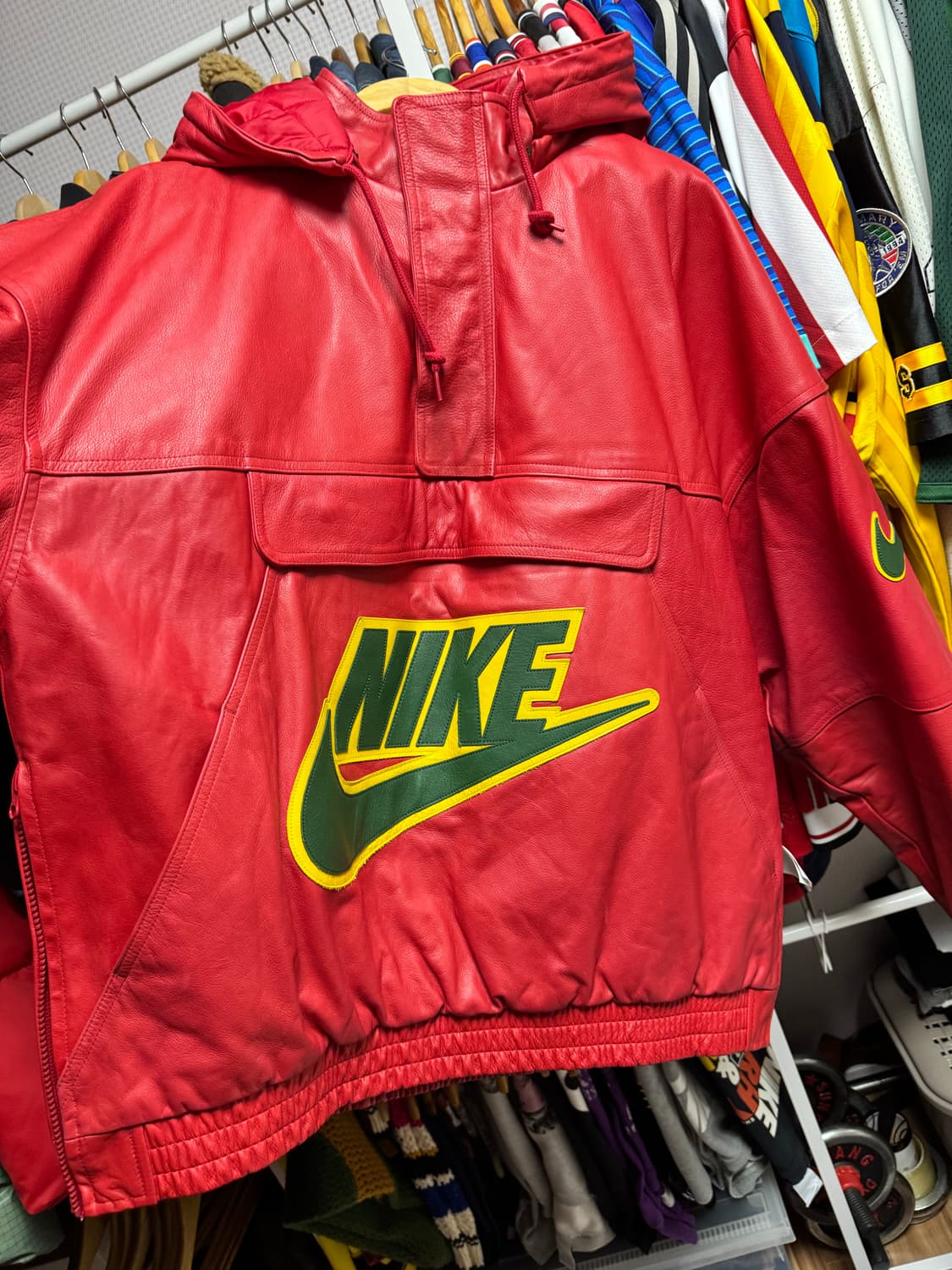 슈프림 x 나이키 레더 아노락 짐레드 - 19FW 상품이미지2