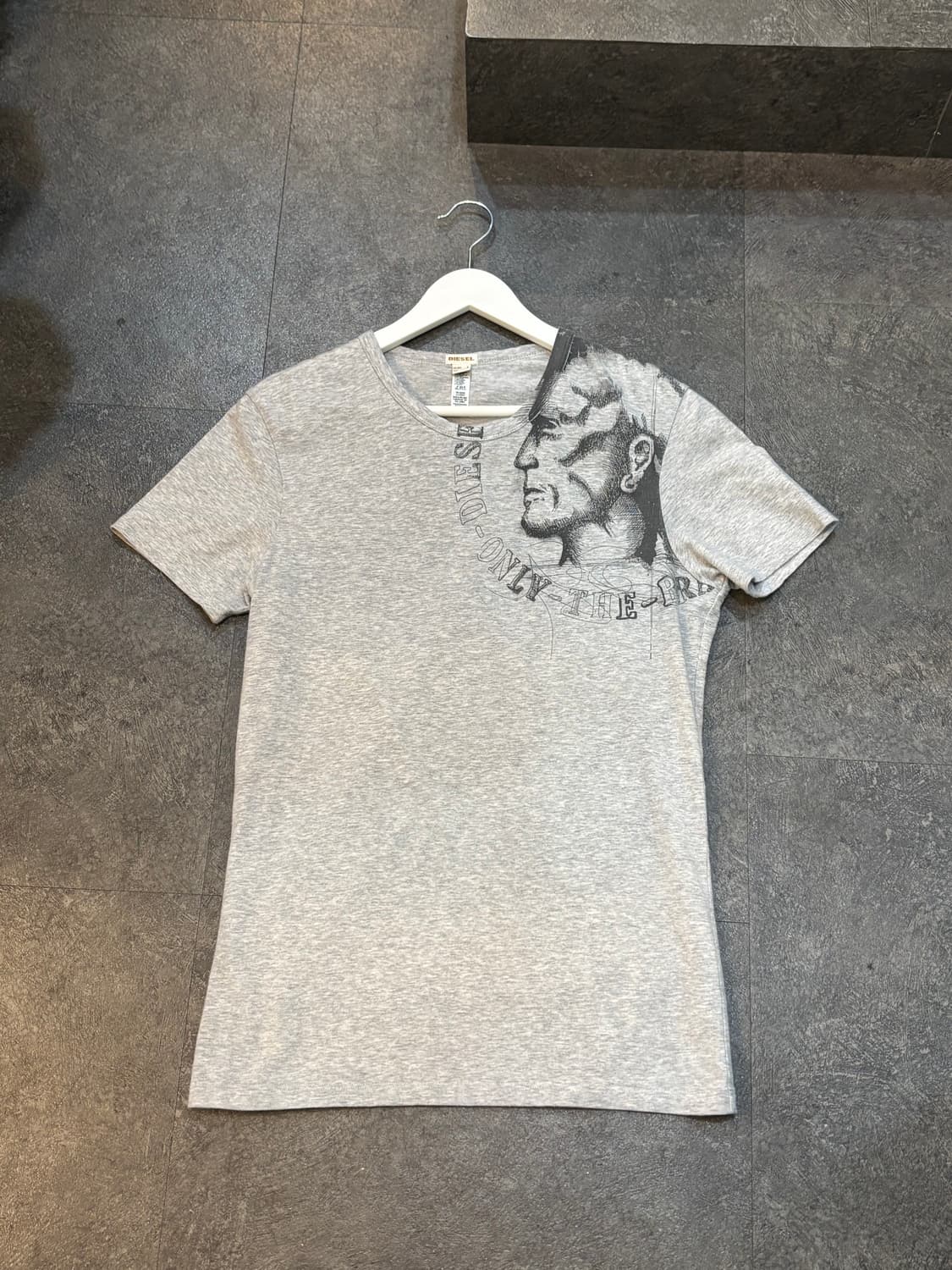 디젤 반팔 티셔츠 S사이즈 상품이미지2