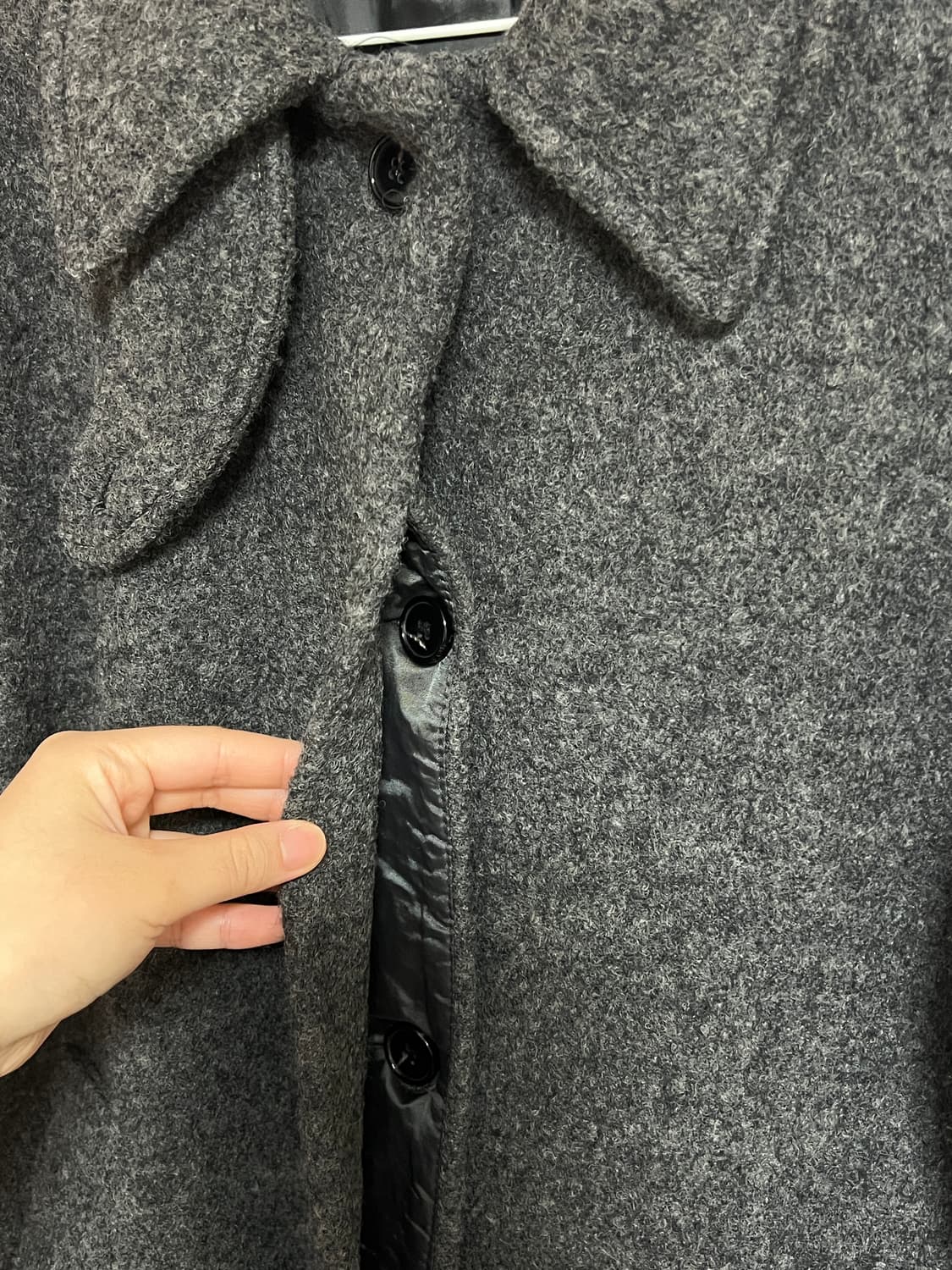 차콜 하이넥 코트 상품이미지5