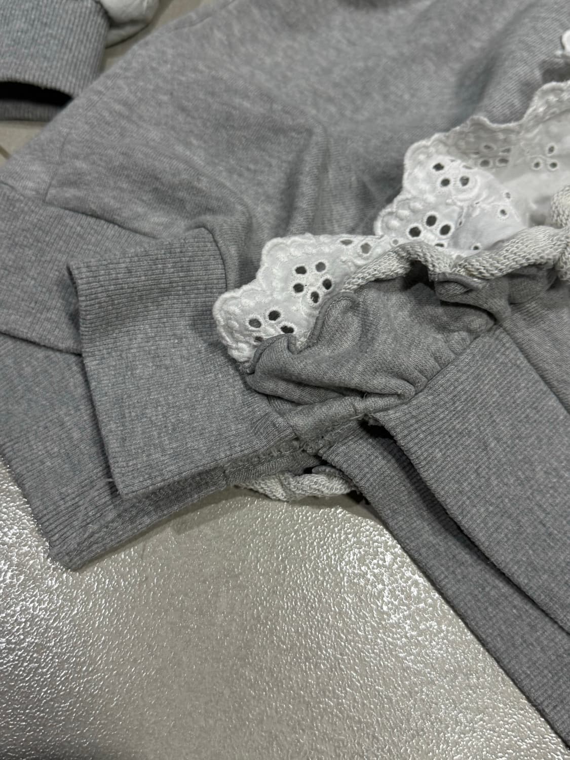 캔디스트리퍼 아카이브 천사 프릴 레이스 디테일 후드티 상품이미지8