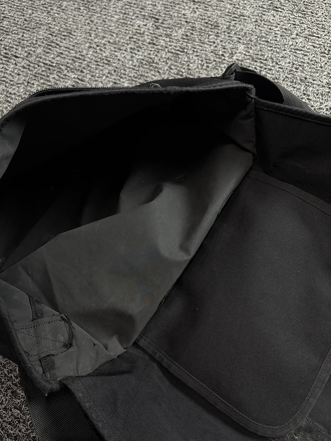 칼하트 WIP 블랙 파슬백 메신저 크로스백 1788 상품이미지5