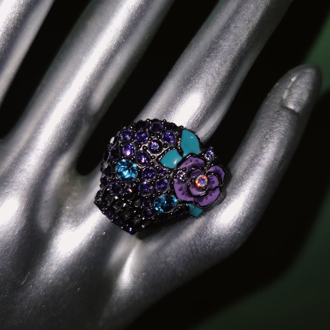 안나수이 해골 파베 꽃잎 볼드 반지 상품이미지7