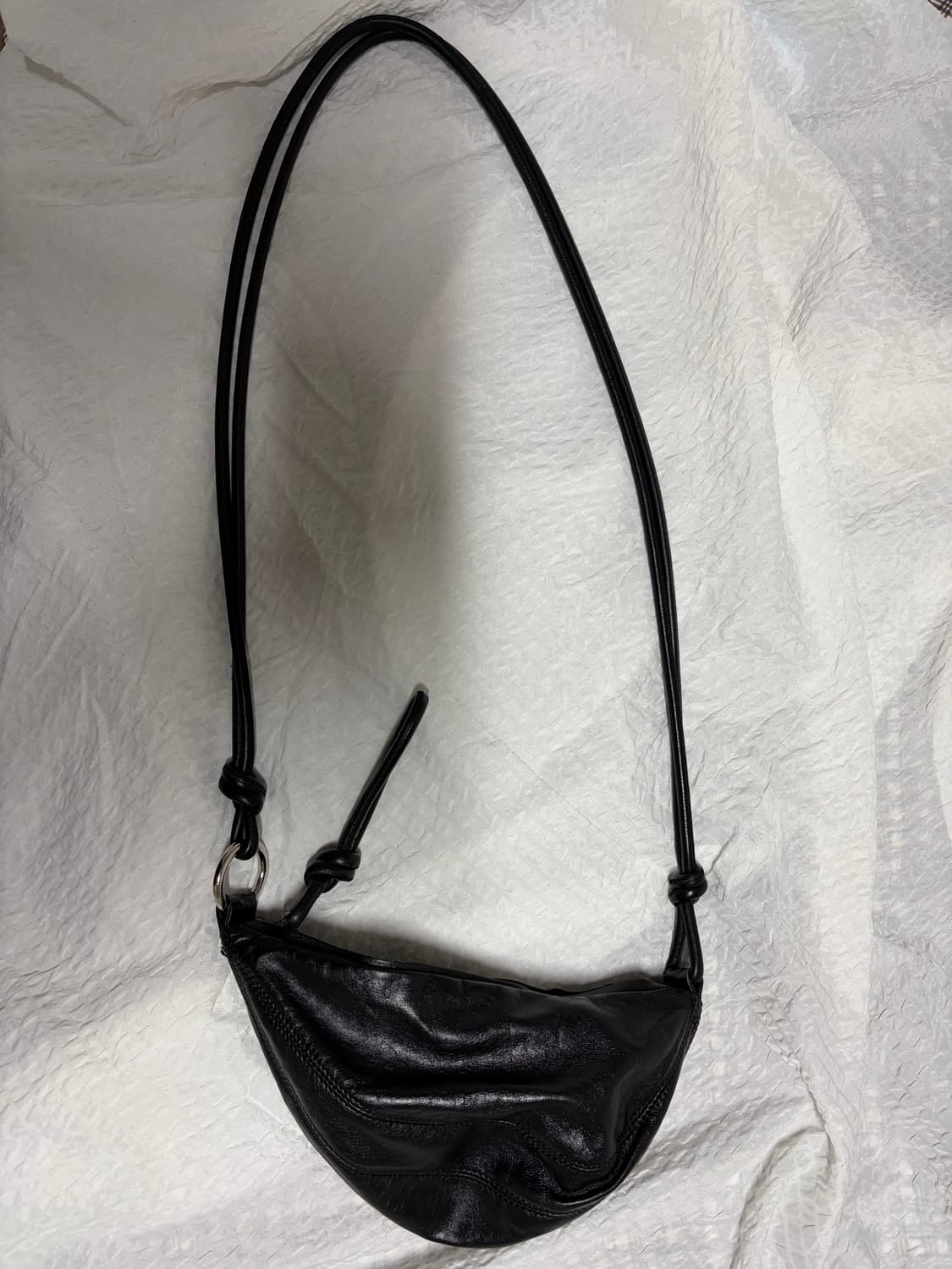 드리스 반 노튼 레더 크로스바디 백 블랙 상품이미지8