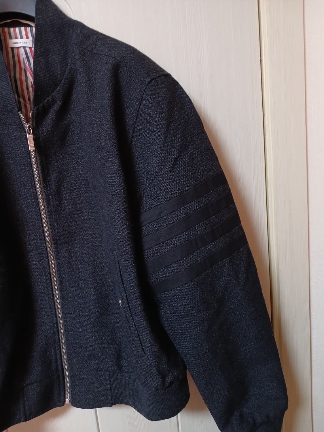 톰브라운 사선완장 울 블루종자켓(3사이즈)   상품이미지3