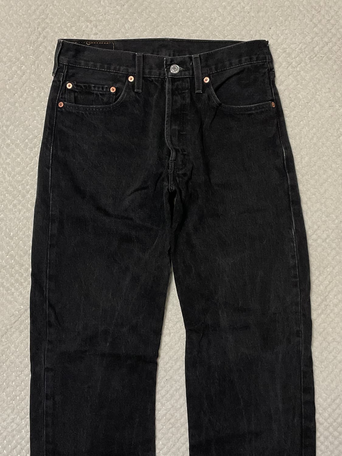 [31X32] 리바이스 00's 501 오리지널 핏 흑청 데님(클리닝O) 상품이미지3