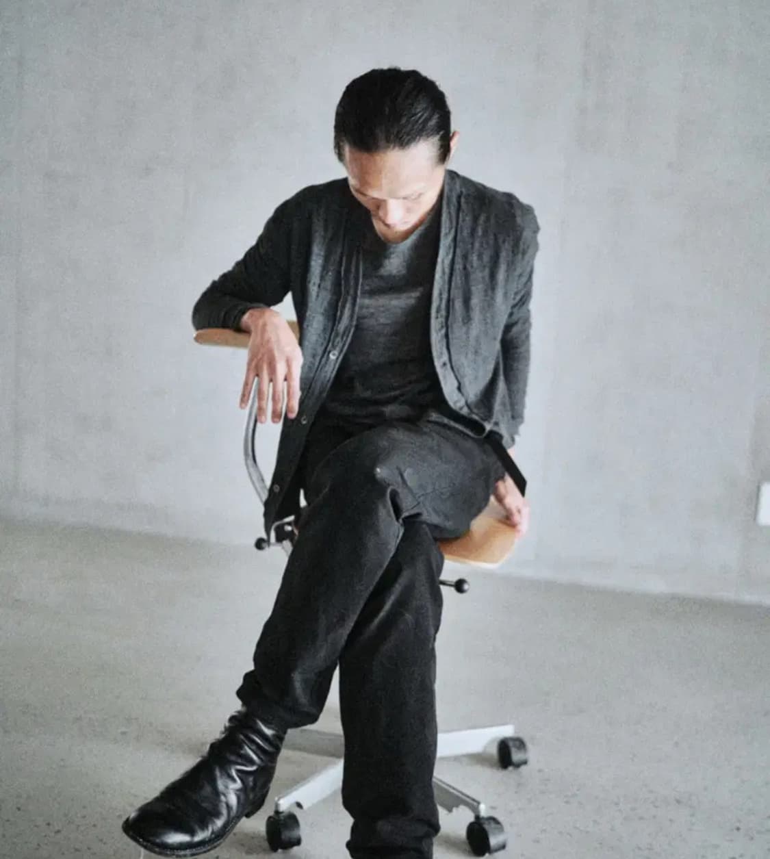 모노프리베 차콜 텍스처 가디건 1사이즈 상품이미지1