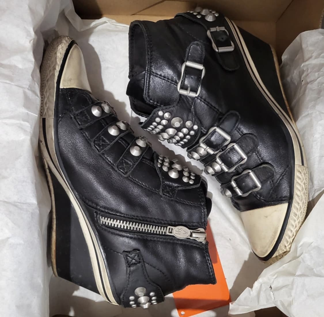 아쉬ASH 빅팀 풀 스터드 버클 하이탑 웨지힐 스니커즈 37 상품이미지3