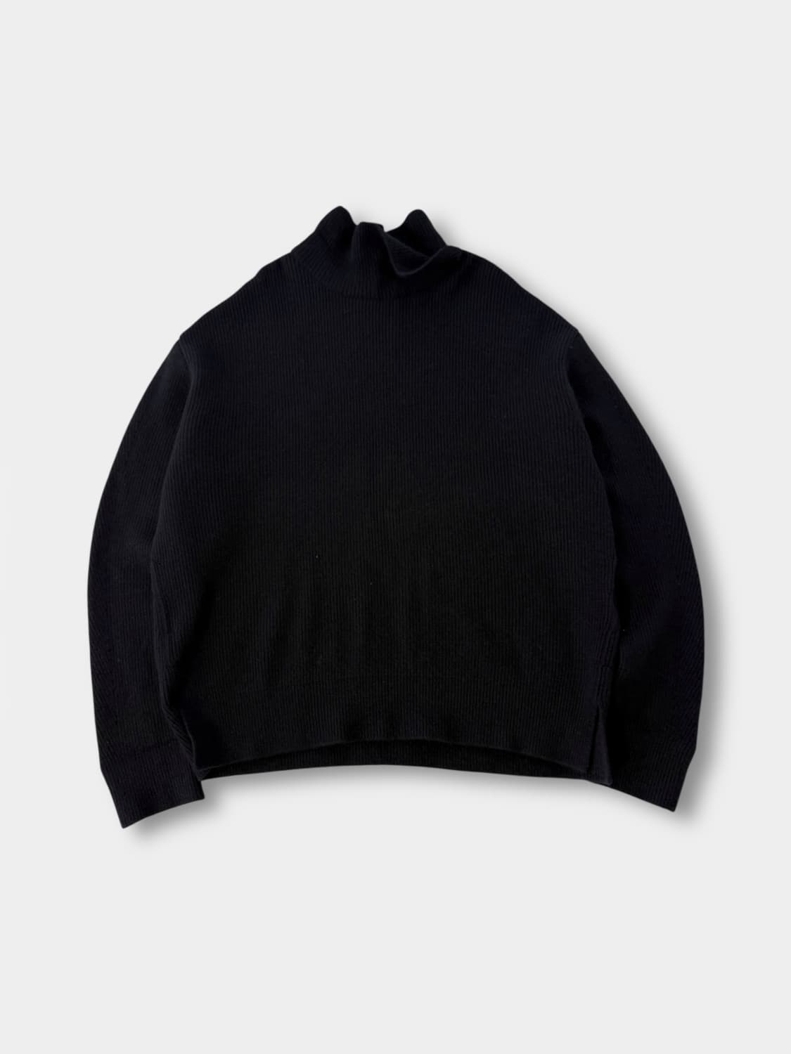 우영미 21fw 오버사이즈 레더 스퀘어 폴라넥 울 니트 상품이미지3