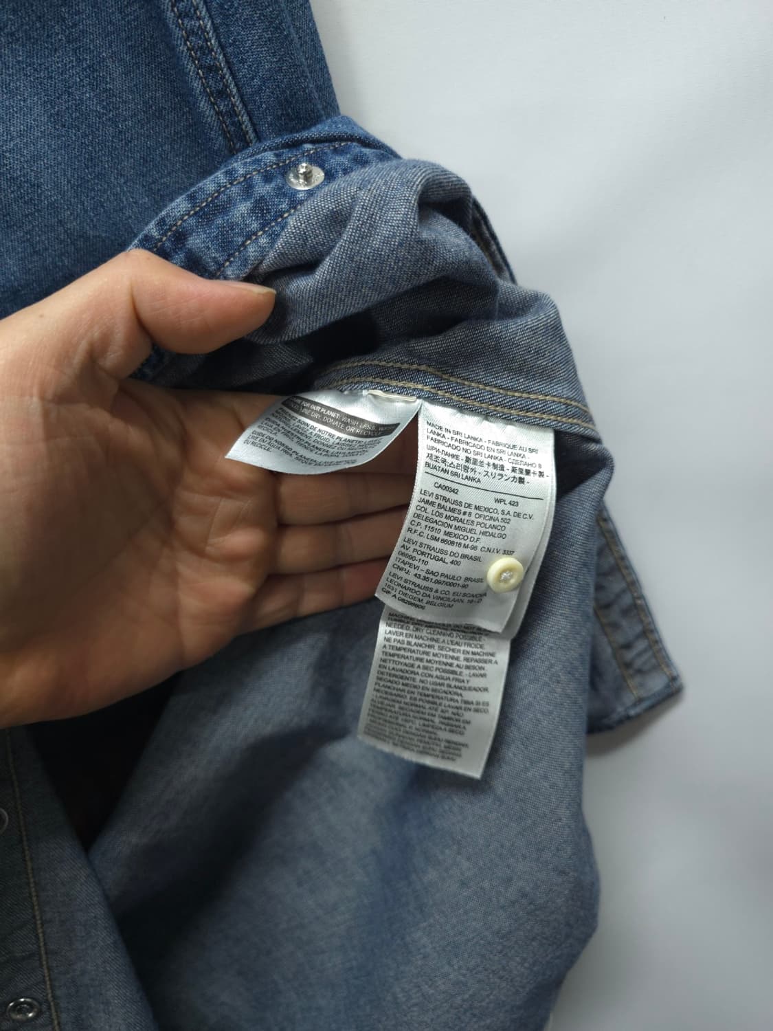 리바이스 여성 웨스턴 자수 데님 셔츠 중청(66~66반) 상품이미지10