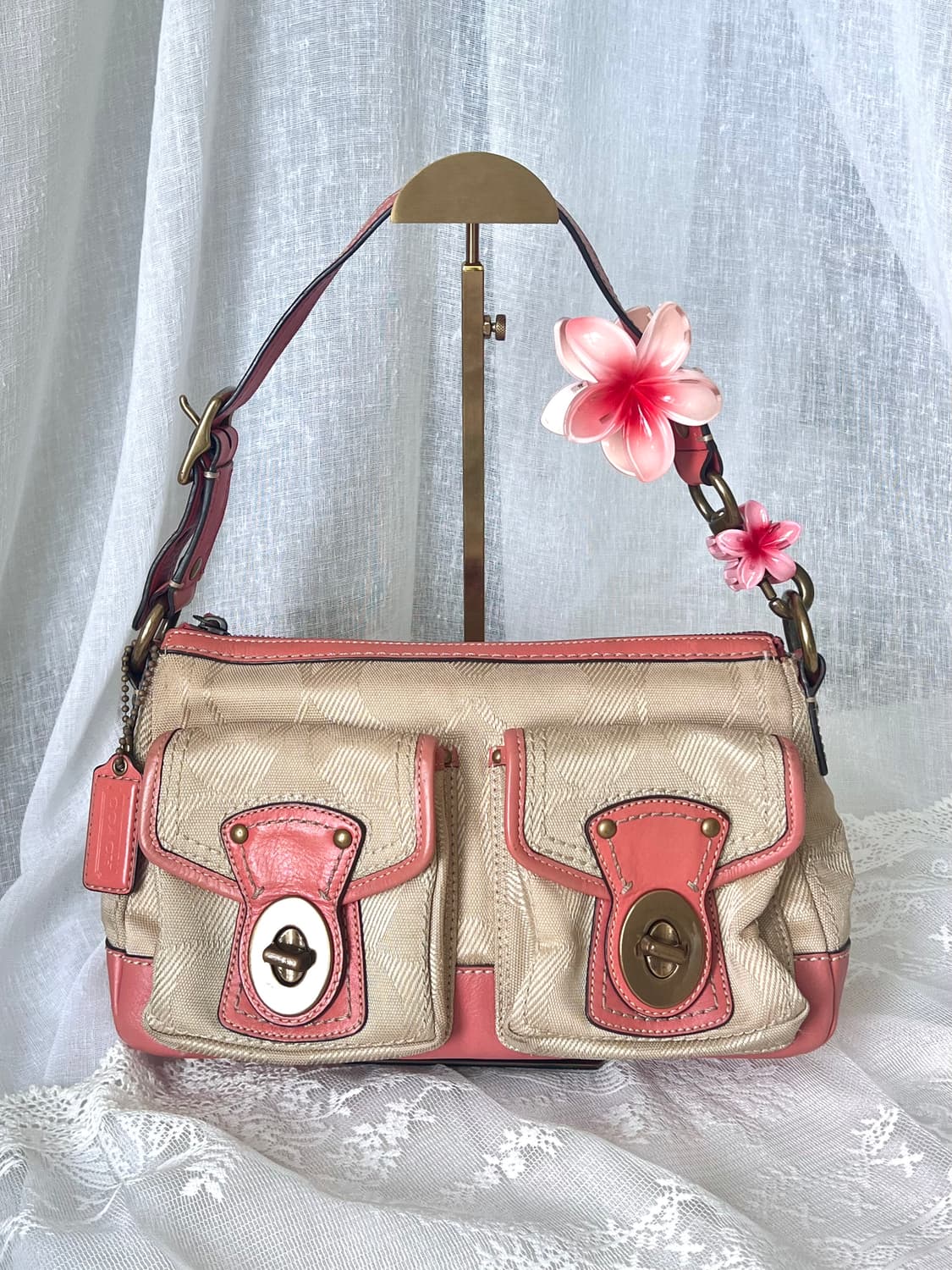 90s coach 시그니처 자카드 코랄 피치 턴락 아카이브 숄더백 상품이미지2