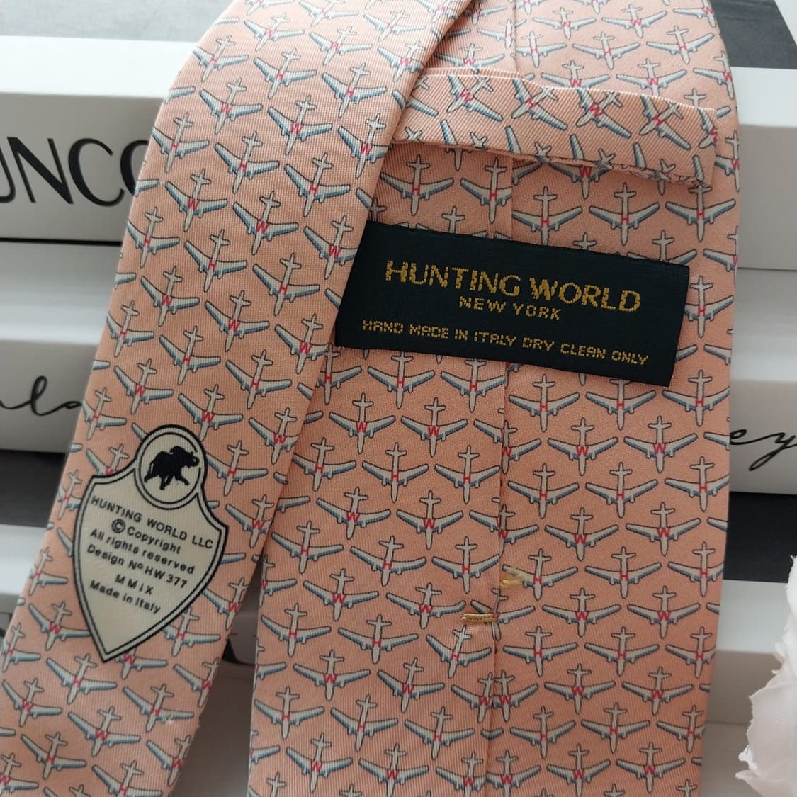 헌팅월드 실크 피치 비행기 모티브 넥타이 8.7cm A+등급 K1258
 상품이미지5