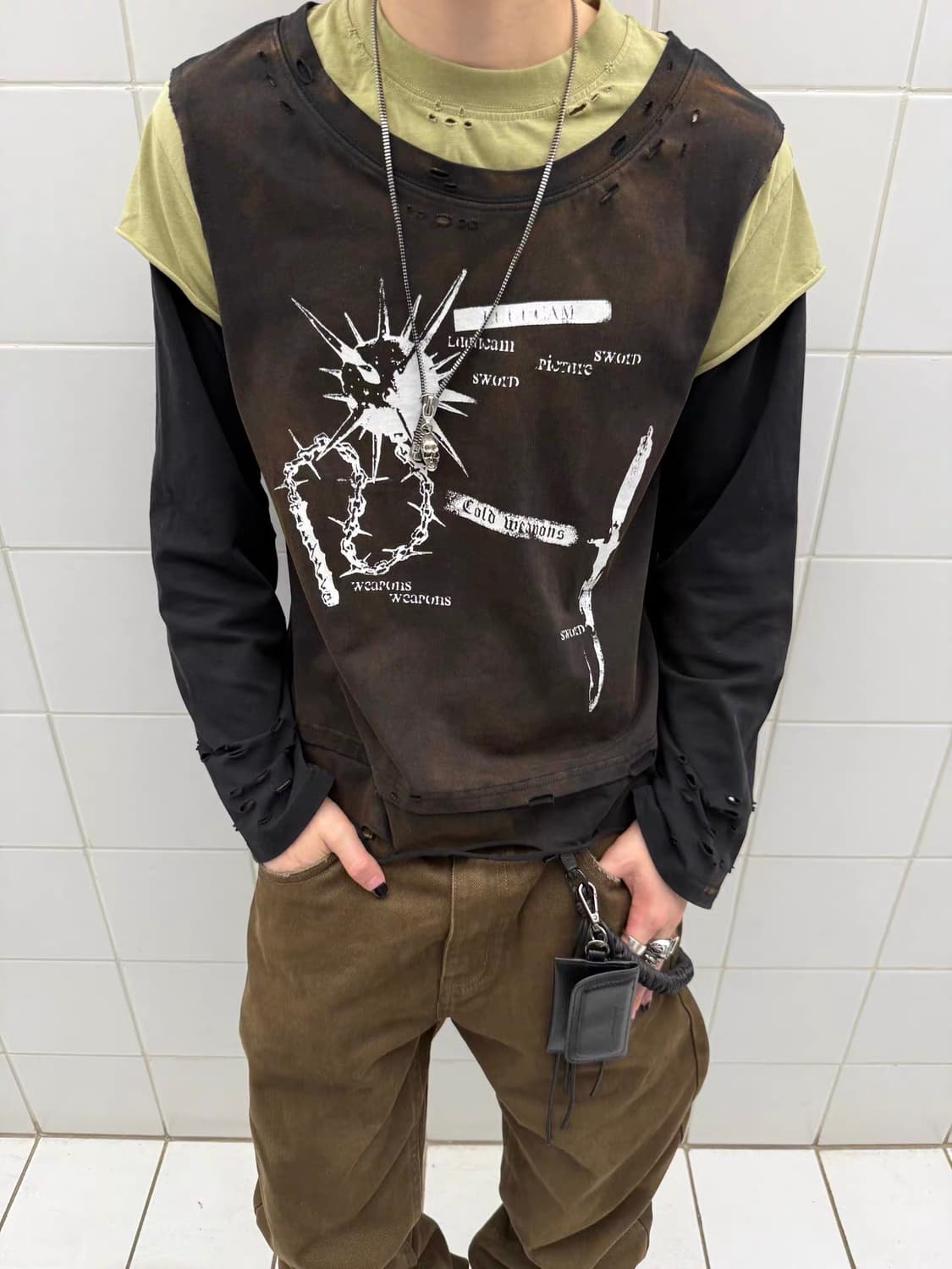 Three-Panel Distressed Cotton Pullover  상품이미지4