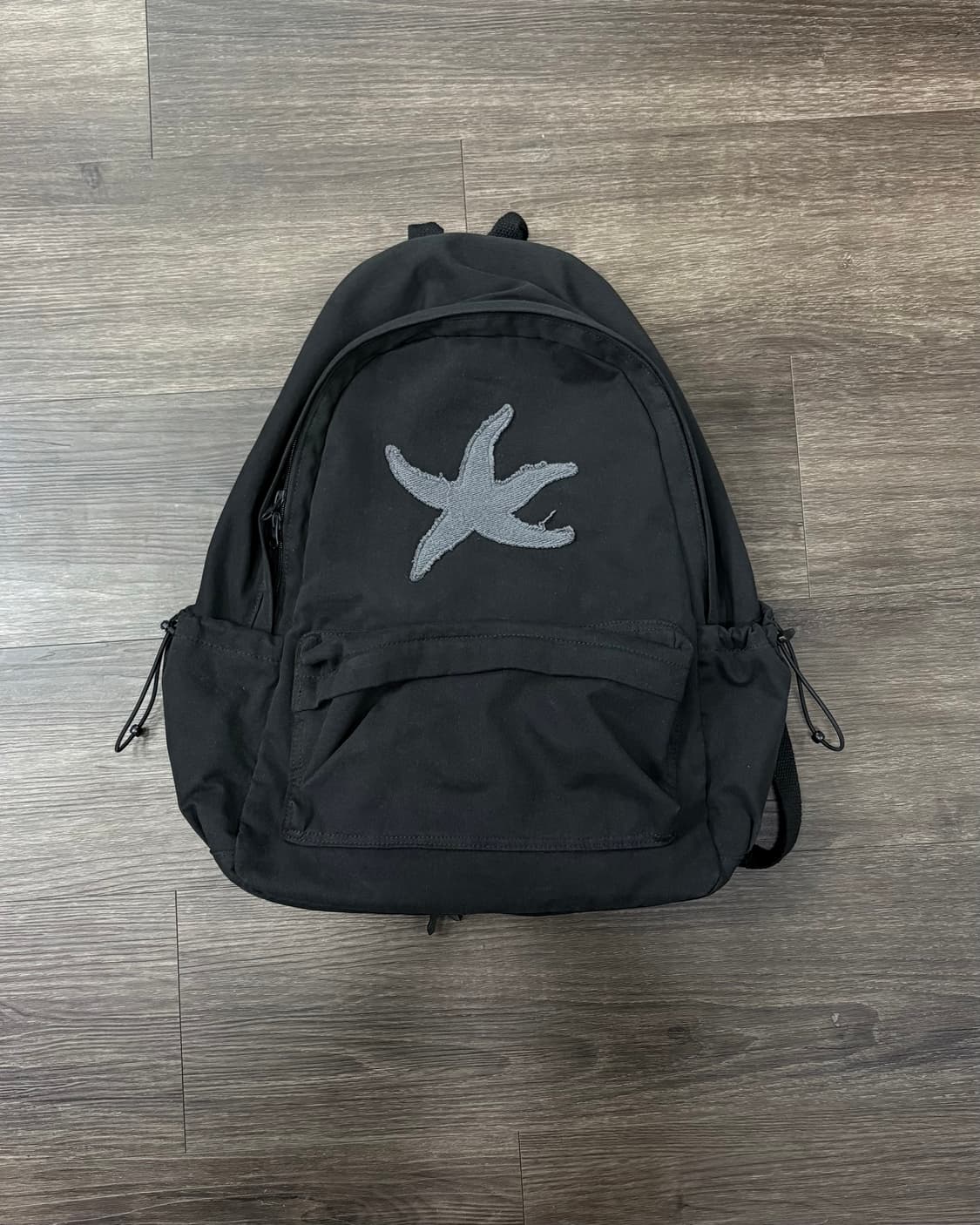 더콜디스트모먼트 백팩 상품이미지1