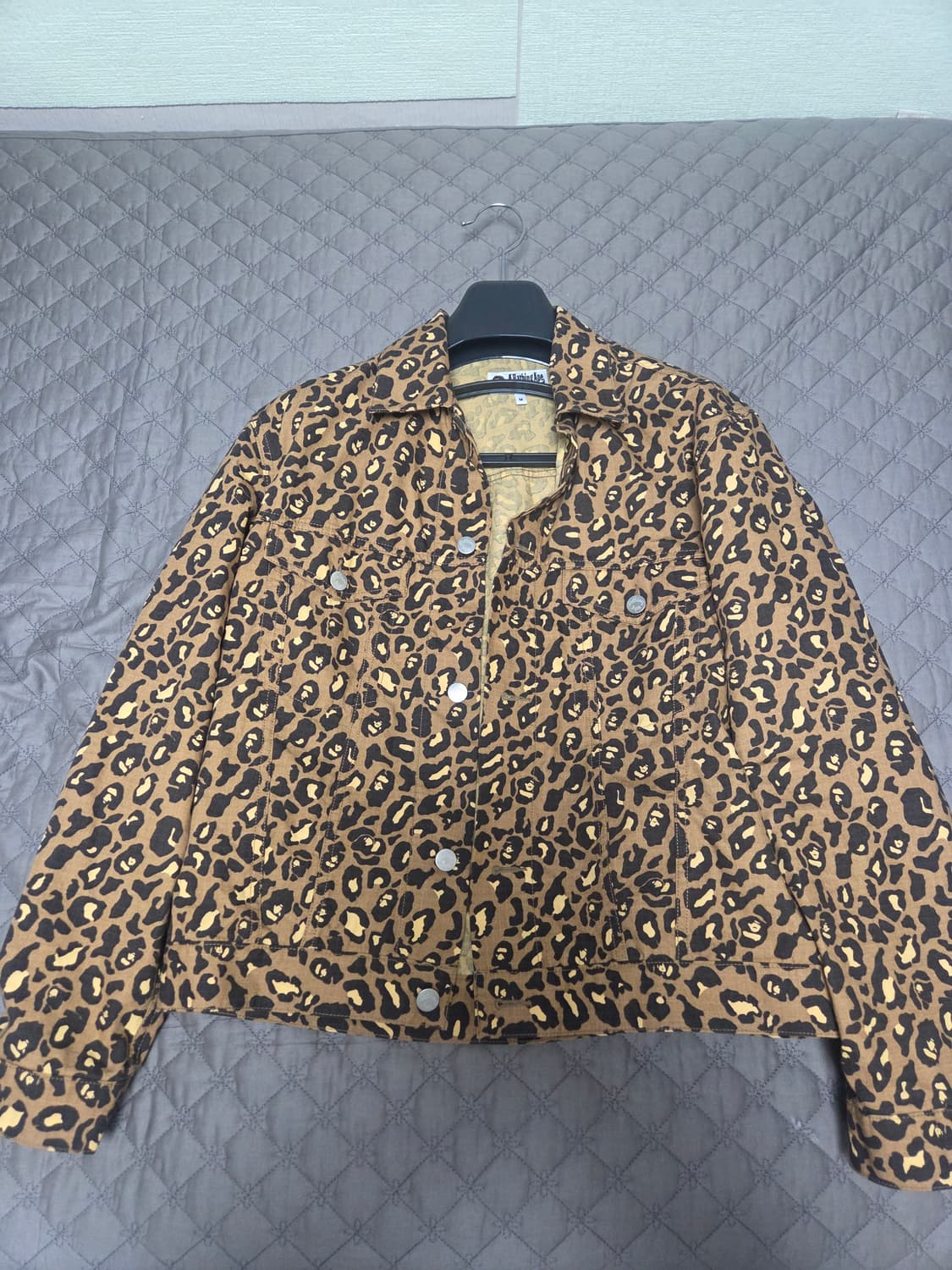 베이프 사루 레오파드 자켓 상품이미지1