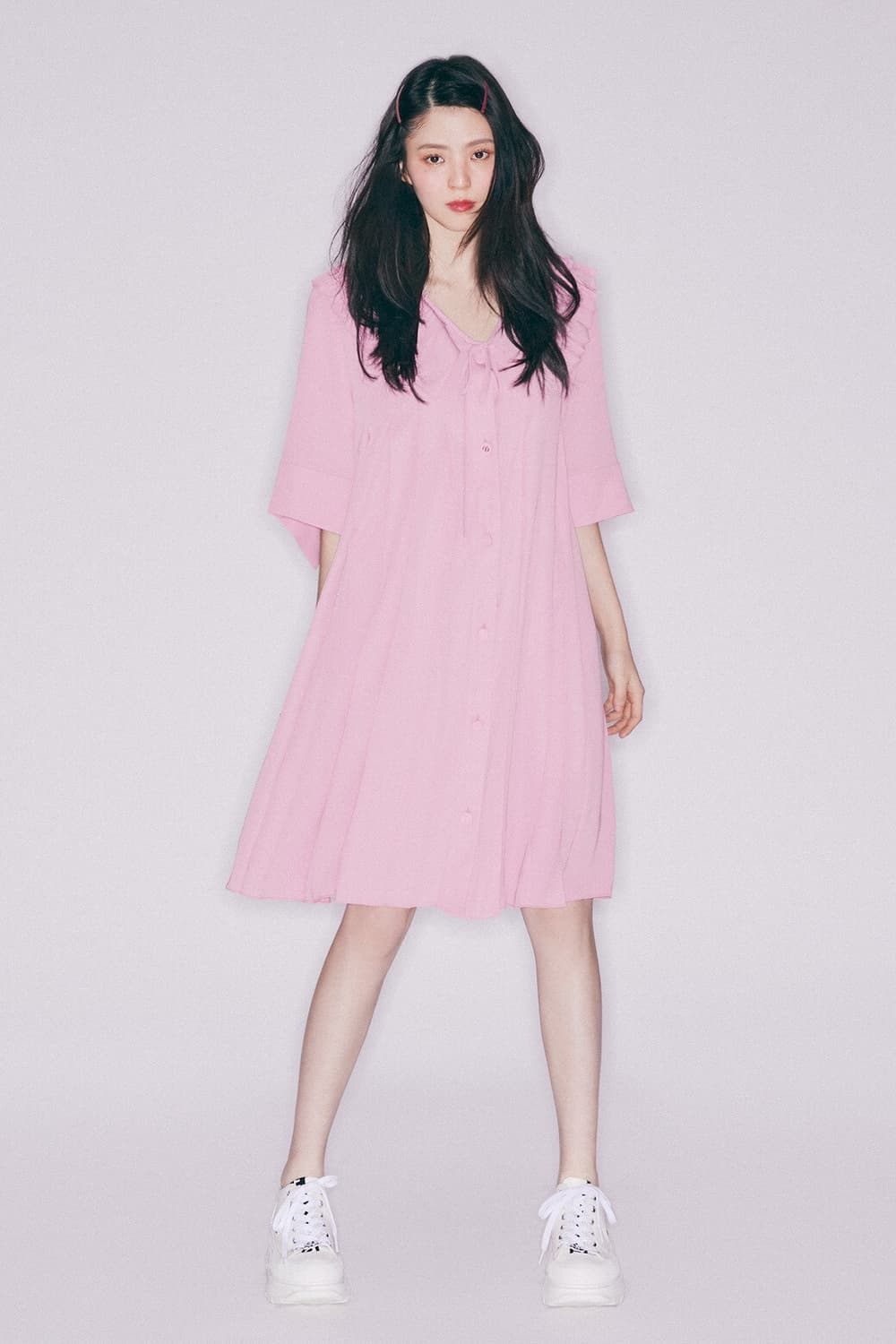 [한소희 착용] 럭키슈에뜨 빅 카라 플리츠 반팔 원피스 상품이미지2