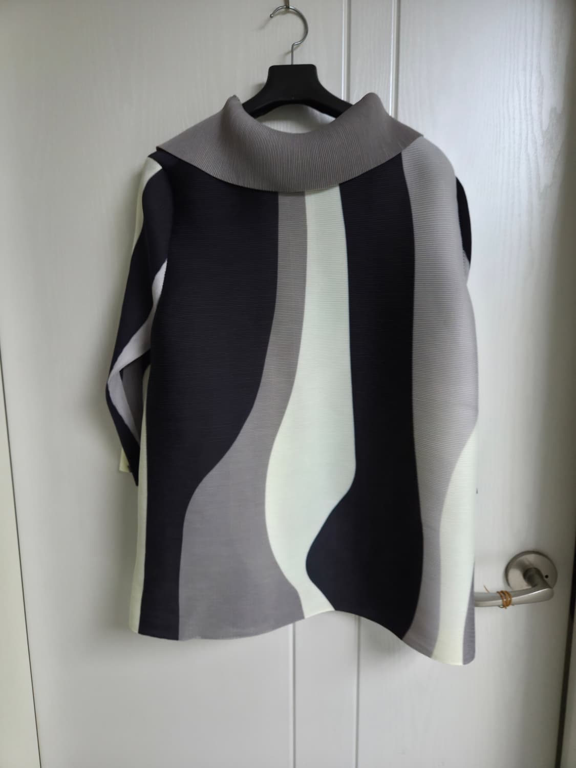 플라라 시그니처 플리츠  자켓  free 상품이미지3