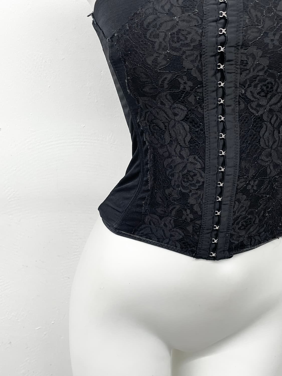 블랙 고딕 레이스 코르셋 상품이미지3