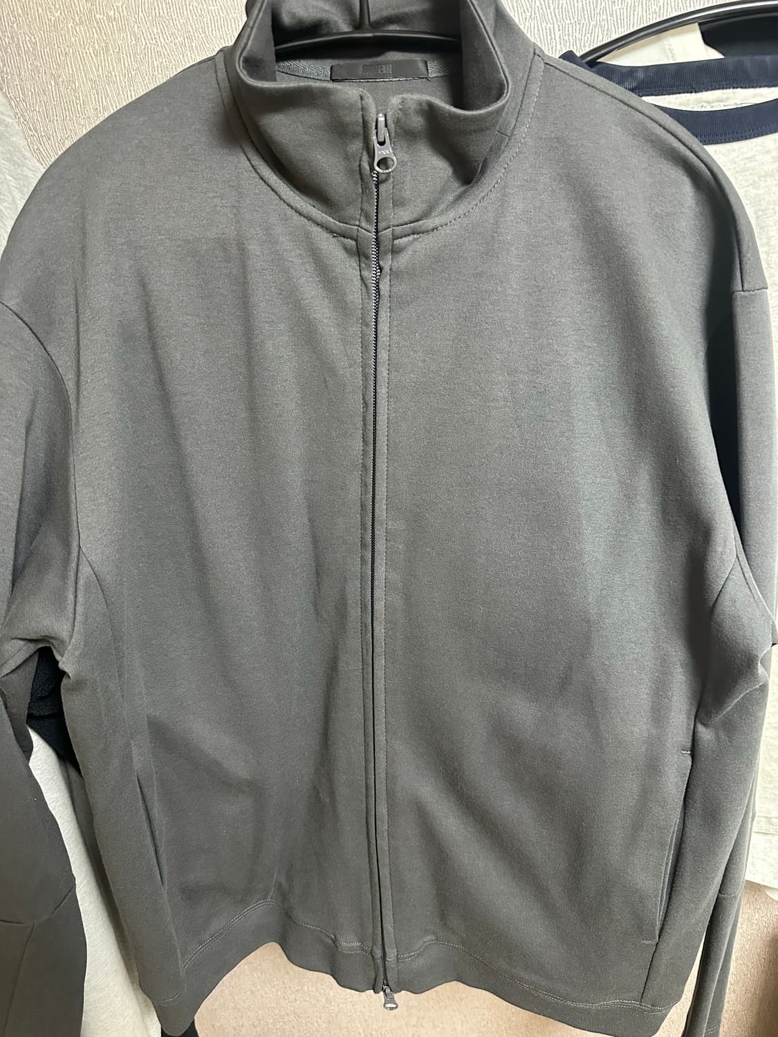 다이브인 유니폼 집업 져지 차콜 1사이즈 판매 상품이미지2