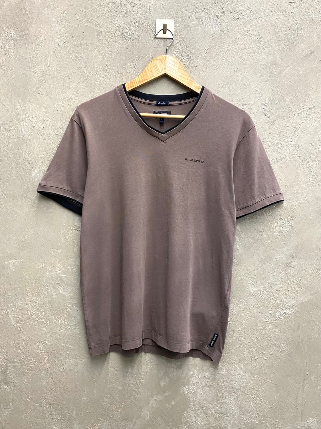 [S] Armani Jeans 아르마니 진스 브이넥 반팔 티셔츠 상품이미지1