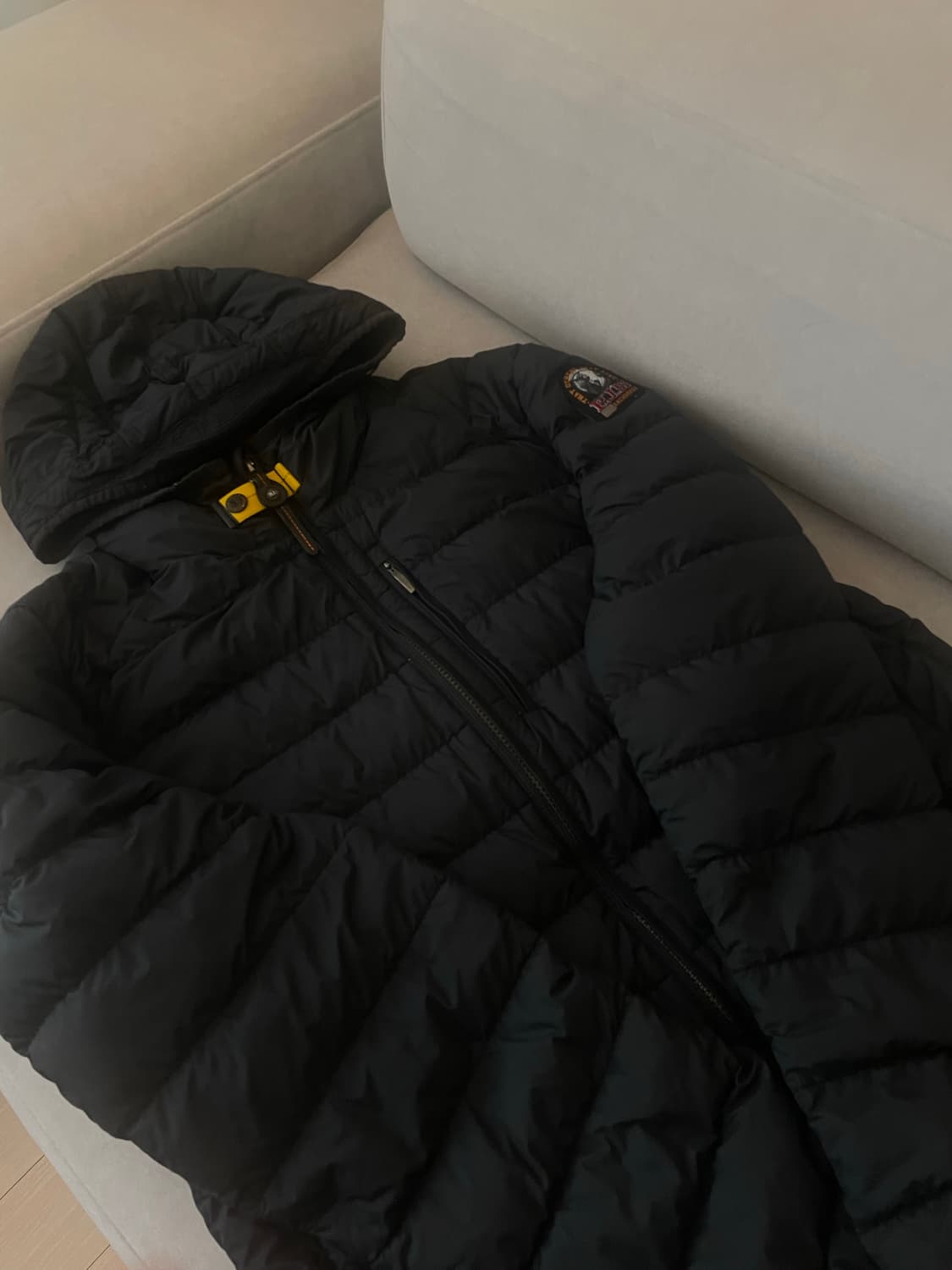 파라점퍼스 경량패딩 L(급처) 상품이미지1