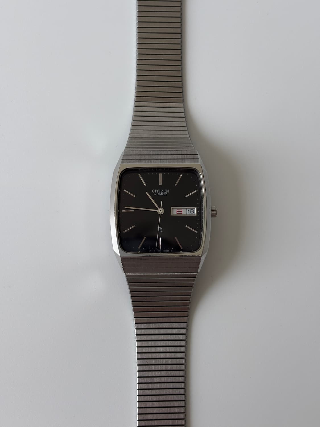 시티즌 1980년대 CQ 블랙 다이얼 스트라이프 실버 쿼츠 남성 상품이미지2