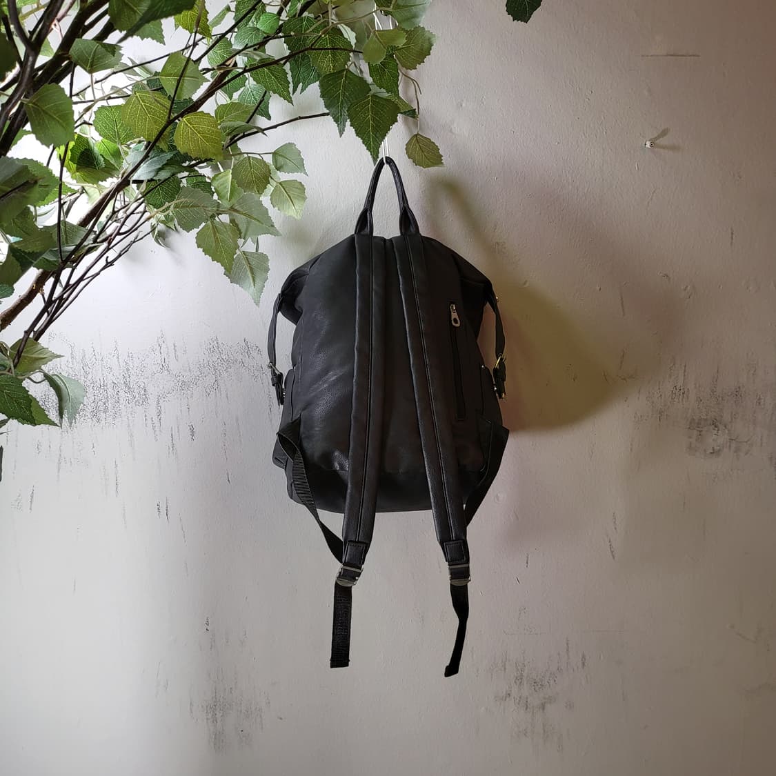 스텐다드 서밋 페이크 레더 백팩 상품이미지6