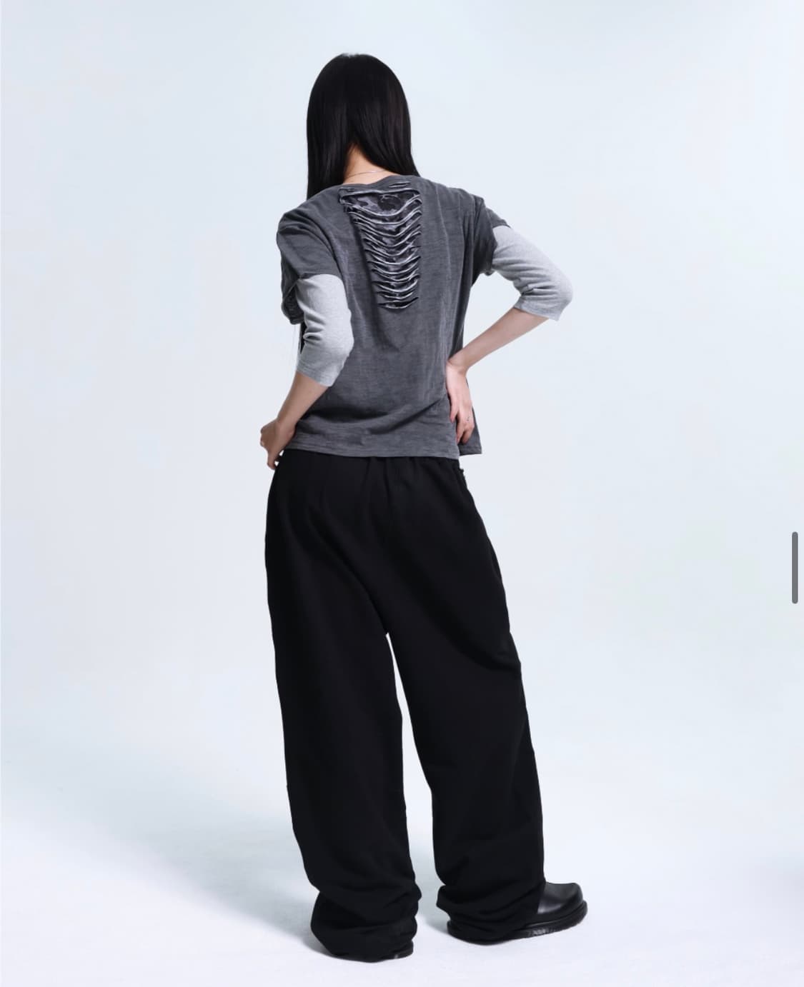 알디유 스웻팬츠 스터드 블랙 상품이미지3