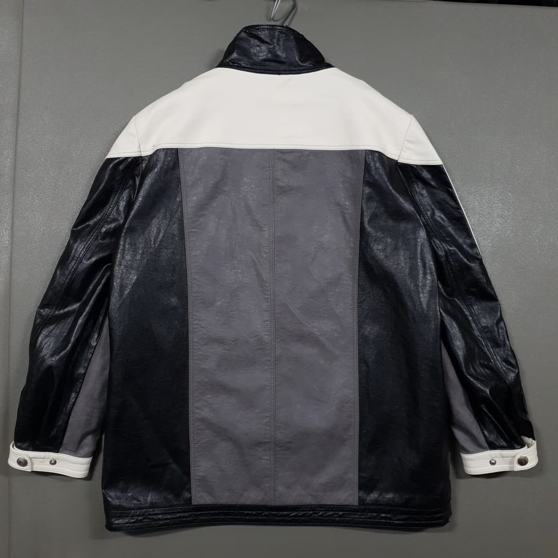 여성) 더오픈프로덕트 파넬드 투웨이 지퍼 바이커 레더 가죽 자켓 1 상품이미지7