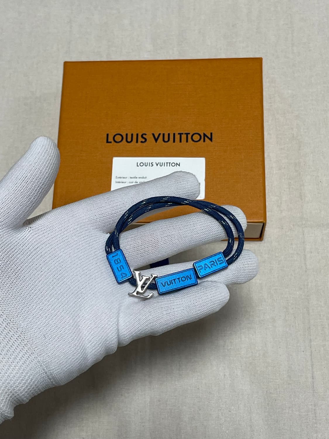 루이비통 LV 로고 나일론 세틀라이트 팔찌 [os] 상품이미지1
