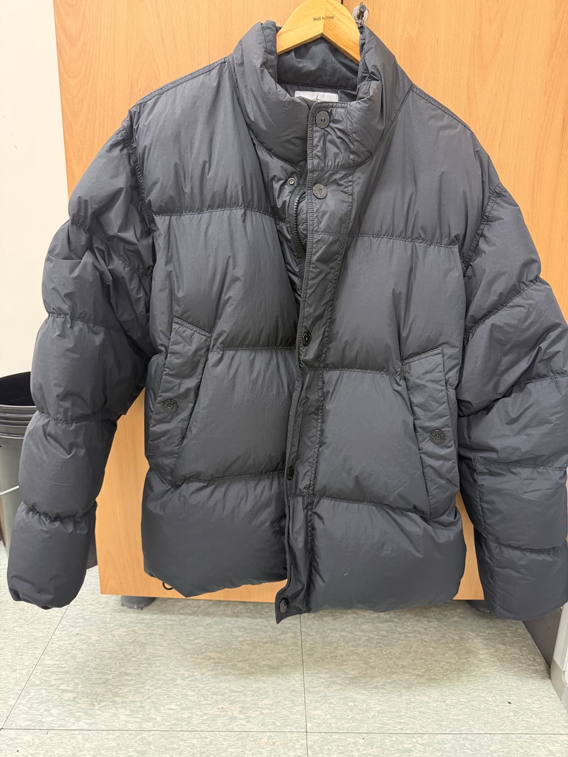 스톤아일랜드 25FW 크링클랩스 리나일론 패딩 상품이미지1