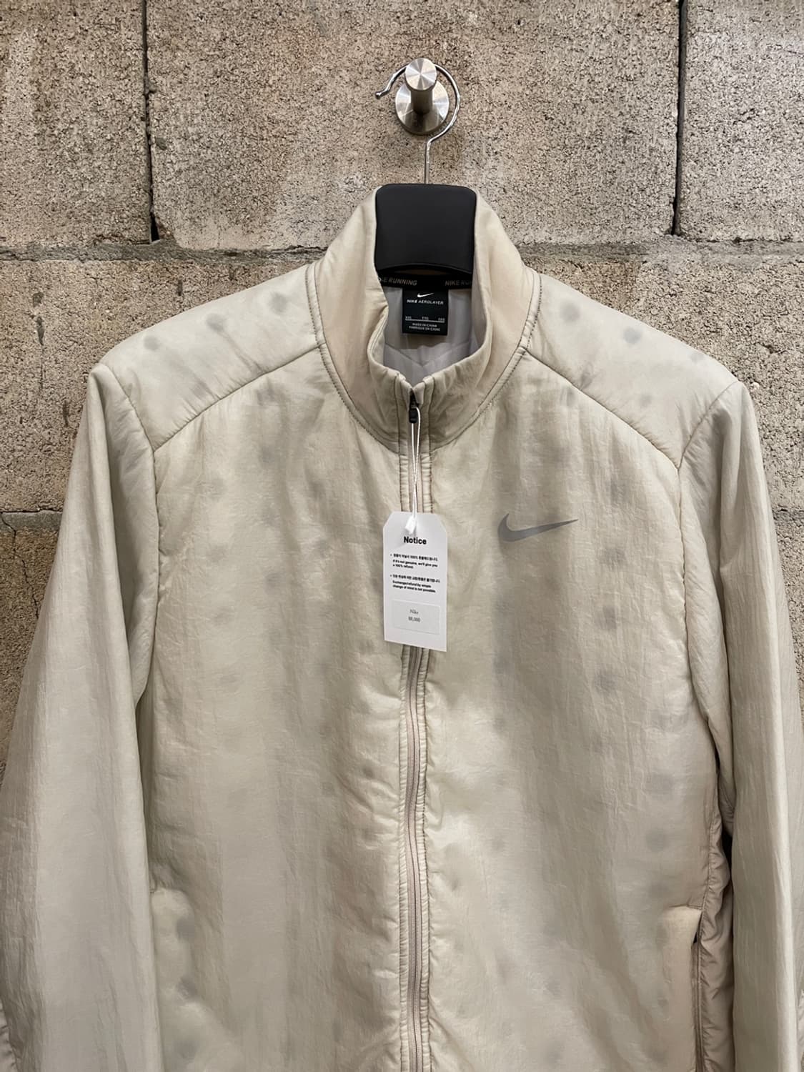 나이키 에어로레이어 자켓  상품이미지2