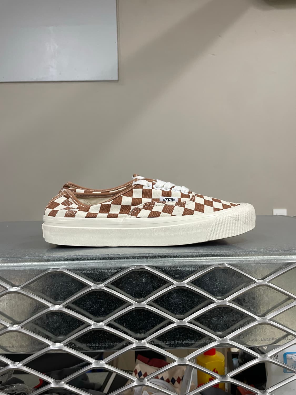 반스 어센틱 44 DX 애너하임 팩토리 체커보드 245 상품이미지4