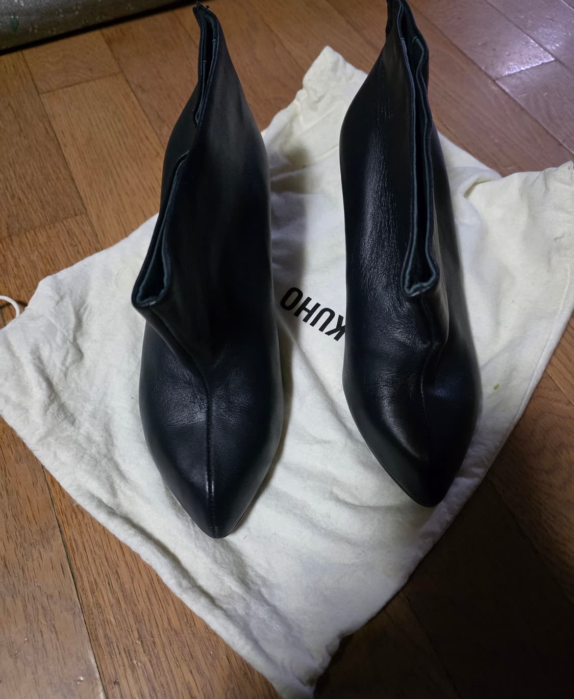 구호 여성 가죽 앵글 부츠 상품이미지1