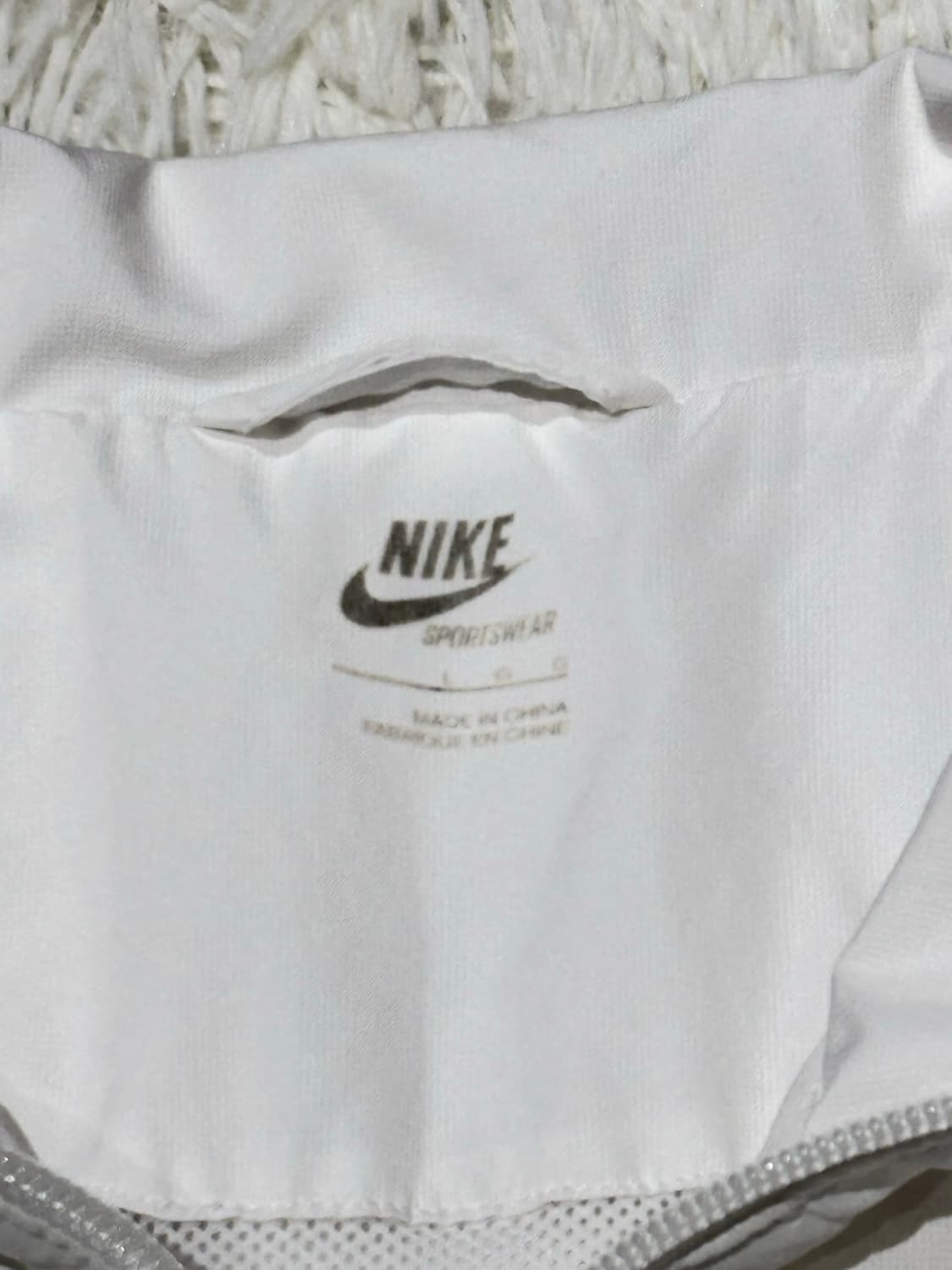 나이키 화이트 스우시 바람막이 상품이미지6