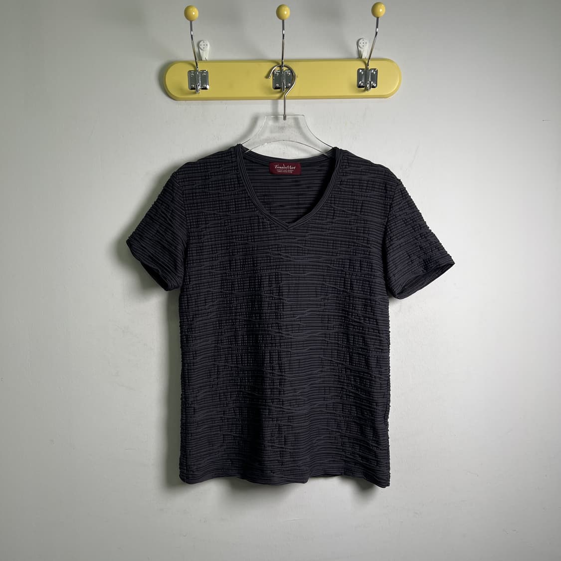 tornado mart 토네이도 마트 웨이브 자카드 브이넥 티셔츠 M 상품이미지2