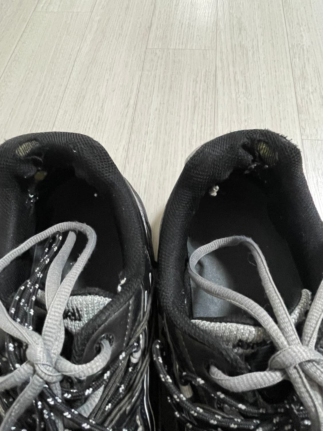 아식스 엔더슨벨 젤 1090 블랙실버 295 상품이미지8