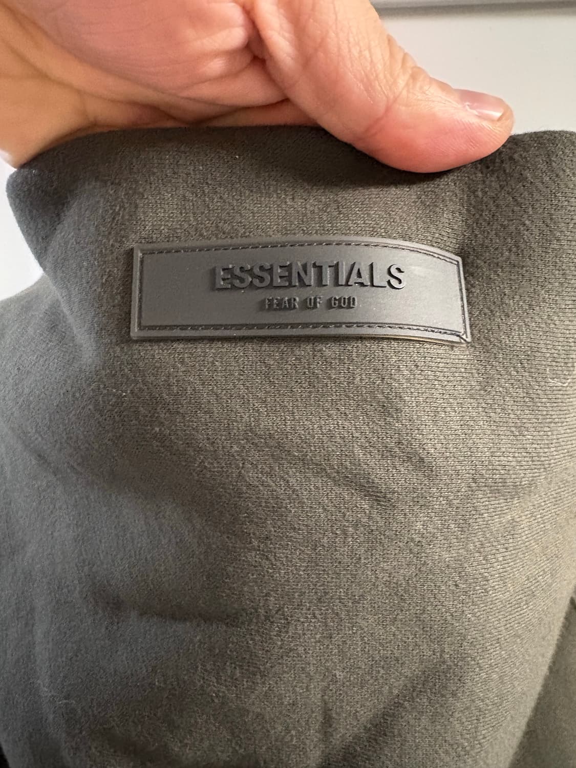 에센셜 피오갓 후드티 상품이미지5