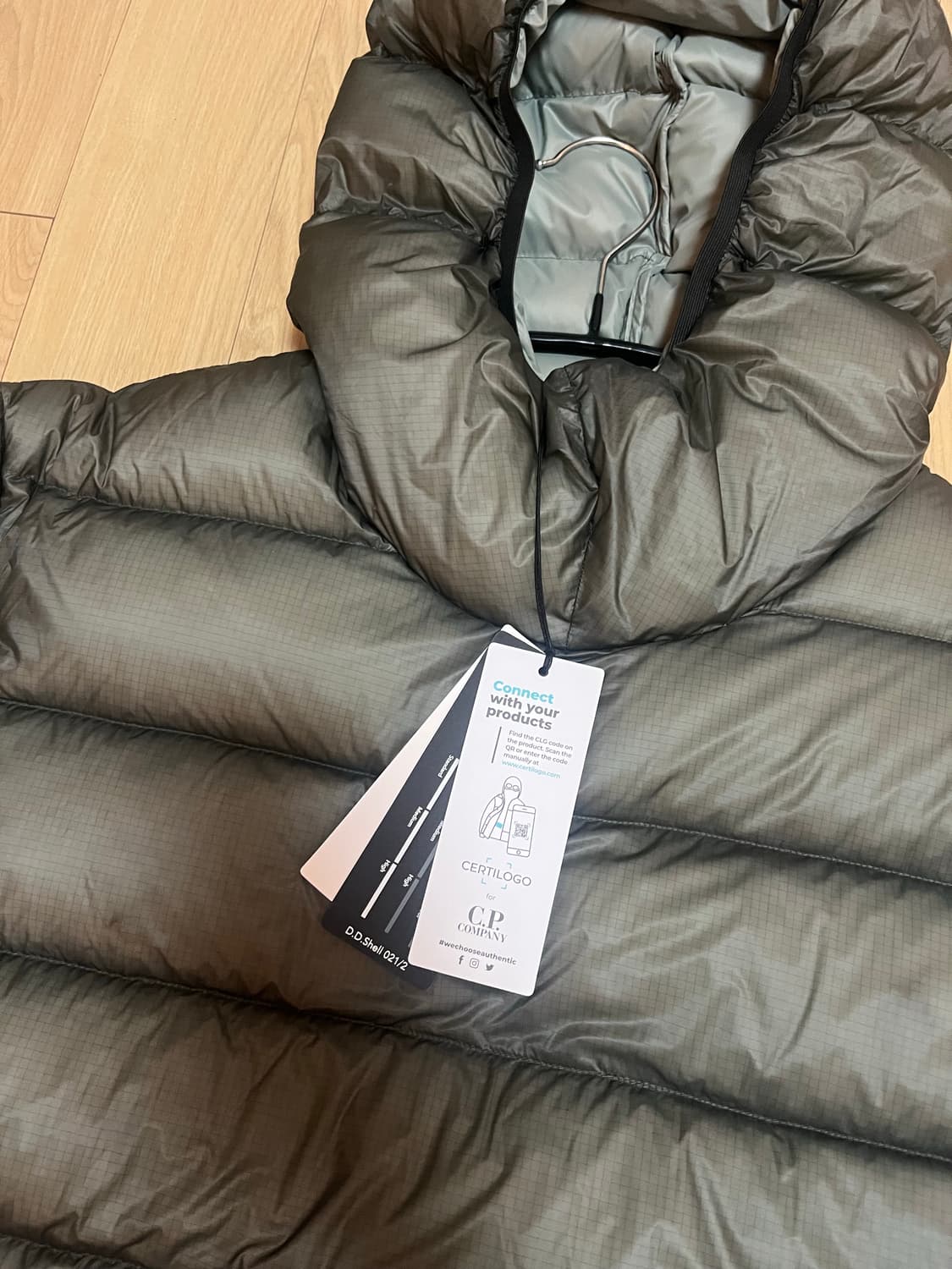 C.P컴퍼니 DD쉘 후드 아노락 다운파카 상품이미지2