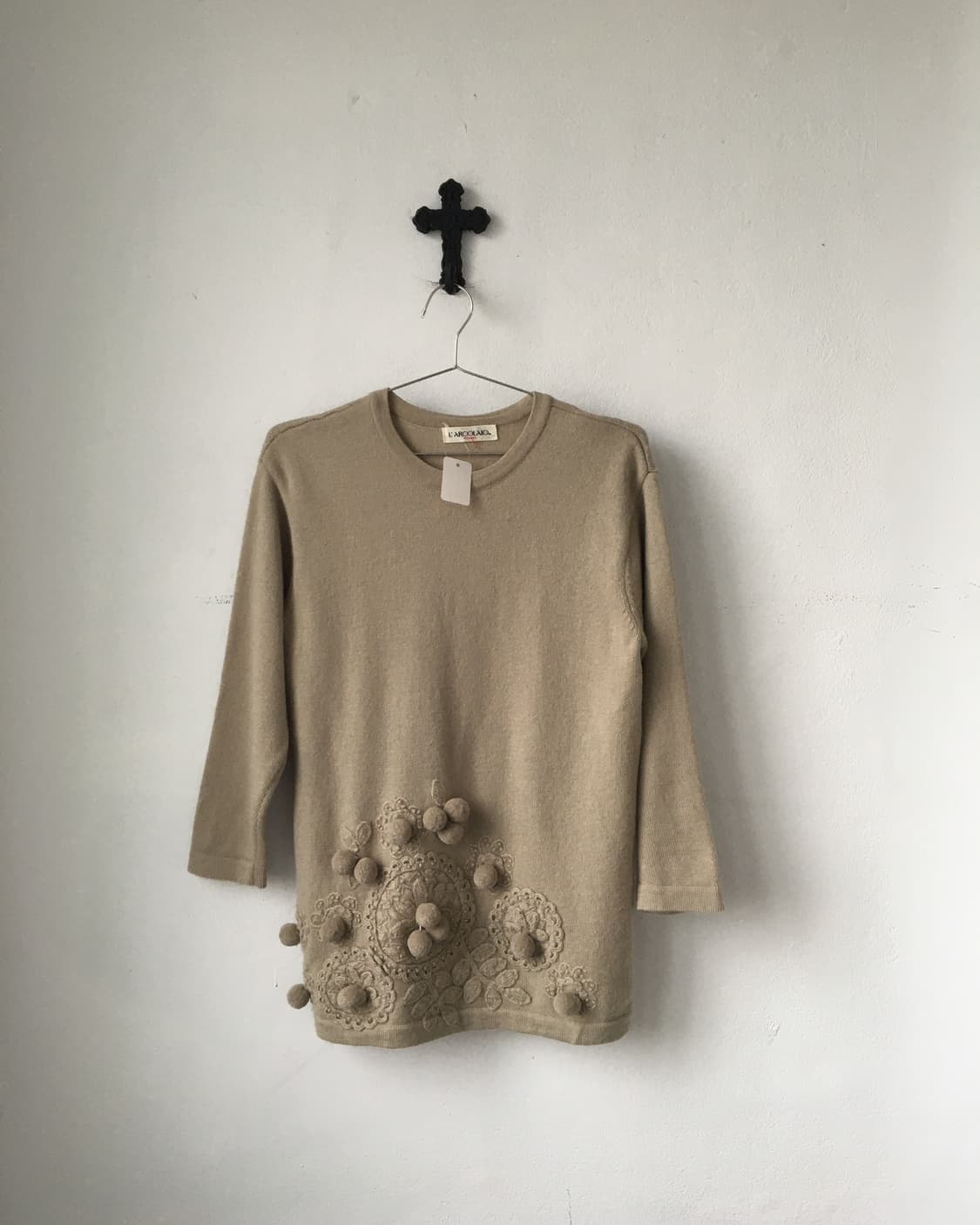 Pom pom point knit 상품이미지1